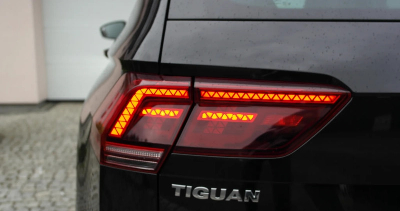Volkswagen Tiguan cena 97900 przebieg: 164600, rok produkcji 2020 z Góra małe 254